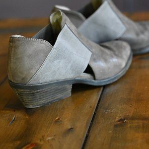 Eileen Fisher Perry tumbled nubuck leather bootie